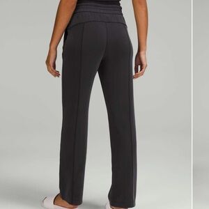 Lululemon Softstreme High Rise Pant in Black